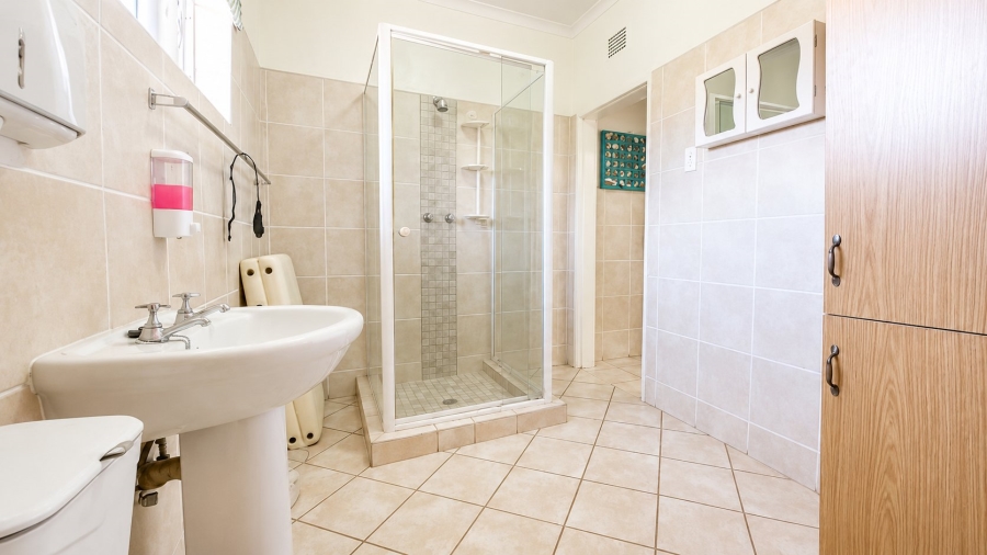 4 Bedroom Property for Sale in Flamwood North West